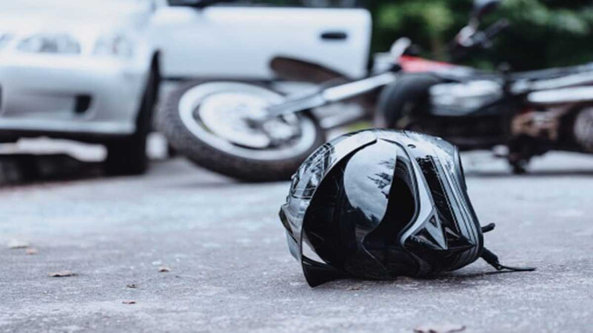 Dramático accidente de motociclista captado en video