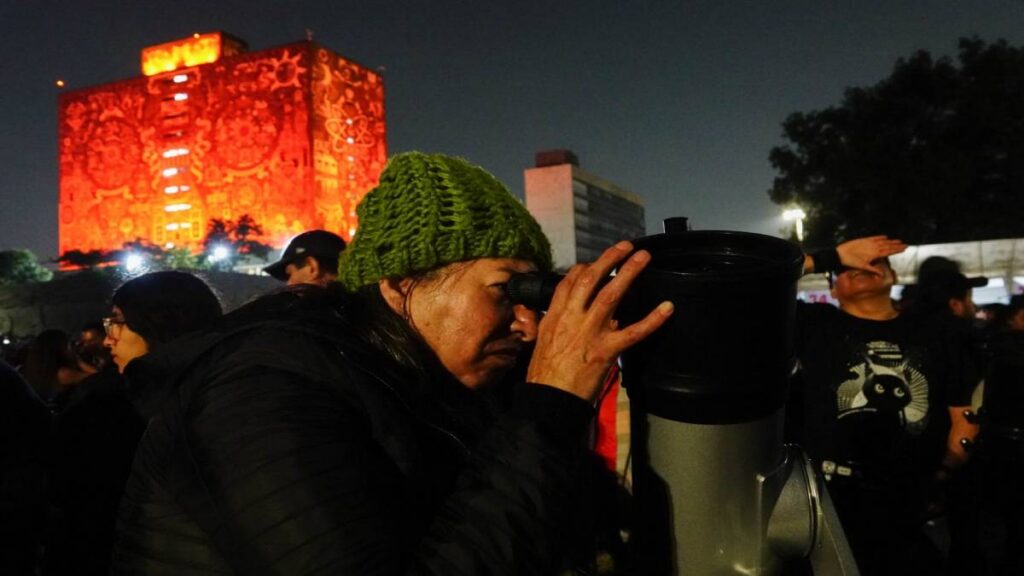 Noche de las Estrellas 2025 en la UNAM registra cerca de 90 mil asistentes