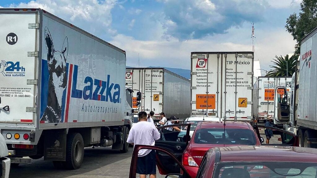 paciencia-hay-reduccion-de-carriles-en-la-mexico-puebla-por-accidente