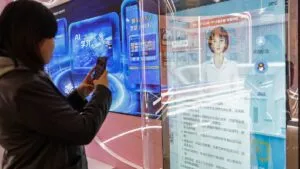 Presentan pantalla que genera imágenes 3D sin gafas incluso al moverte