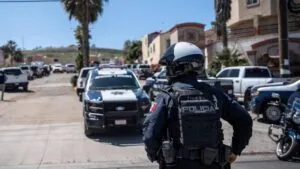 Acusan a policías de Tijuana de robar mil 200 dólares a la Patrulla Espiritual; ya están suspendidos