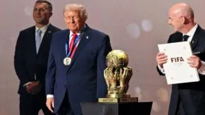 FIFA otorga a Donald Trump el Premio FIFA de la Paz