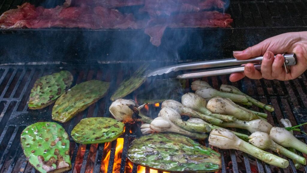 Gringas de nopal, una opción sana para alimentarse