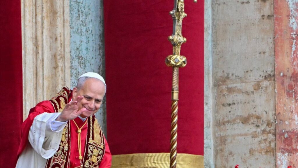 El Papa dio un mensaje con motivo de Navidad desde el Vaticano. AFP