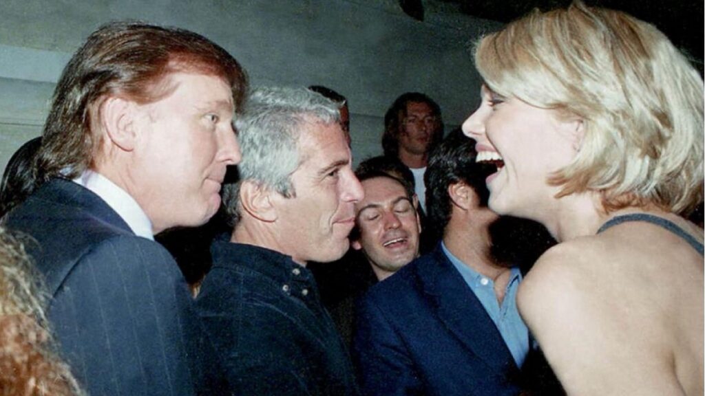 Nuevas fotos: Epstein con Trump. Foto: AFP