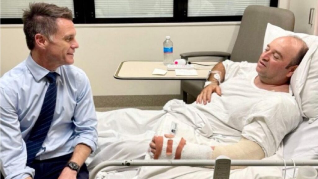 El "héroe" de lucha por salvar su brazo. Foto: AFP