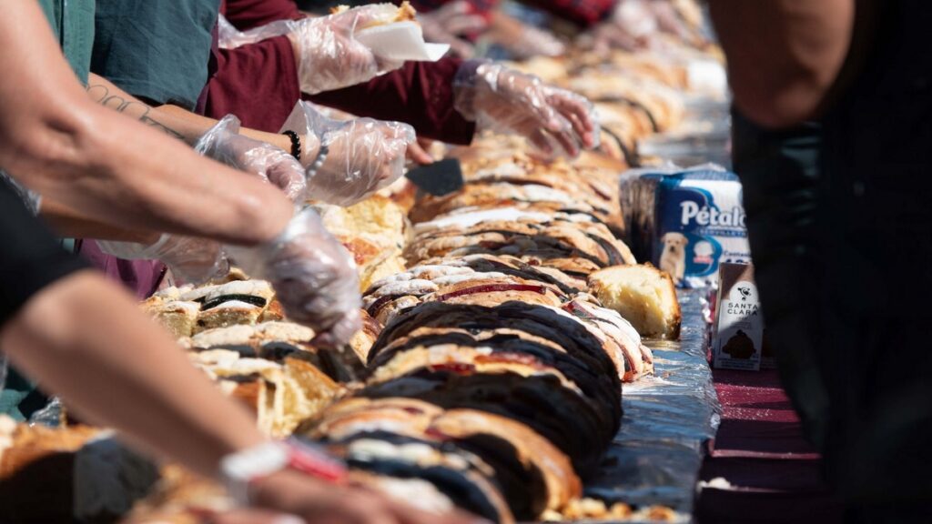 puebla-va-por-record-guinness-con-rosca-de-reyes-monumental