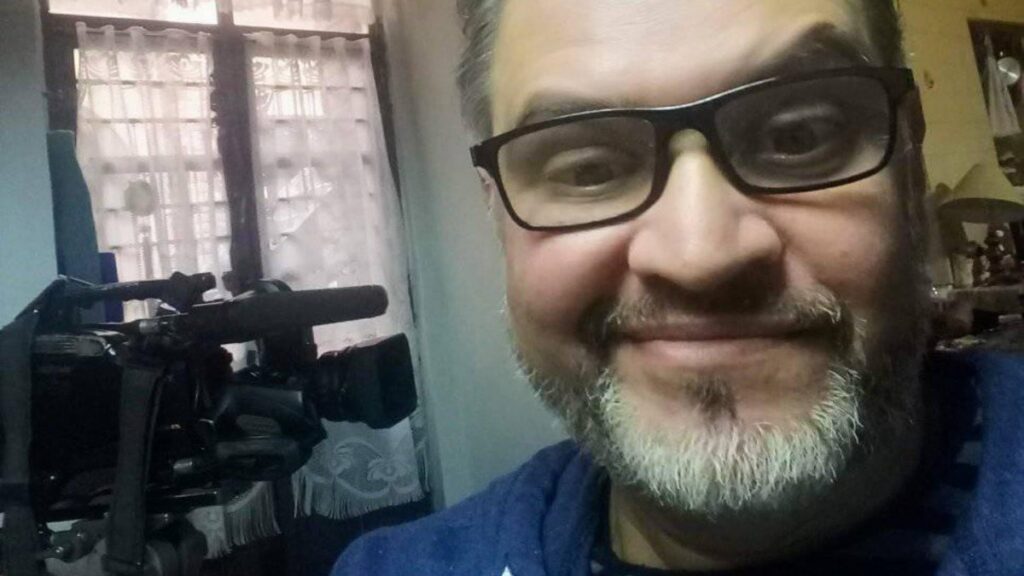 ¿Quién es Gabriel Garzón, voz de Topo Gigio en México que ha alertado por su estado de salud?