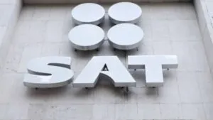 Factureras en la mira: SAT promete sanciones más rápidas y sin largos juicios