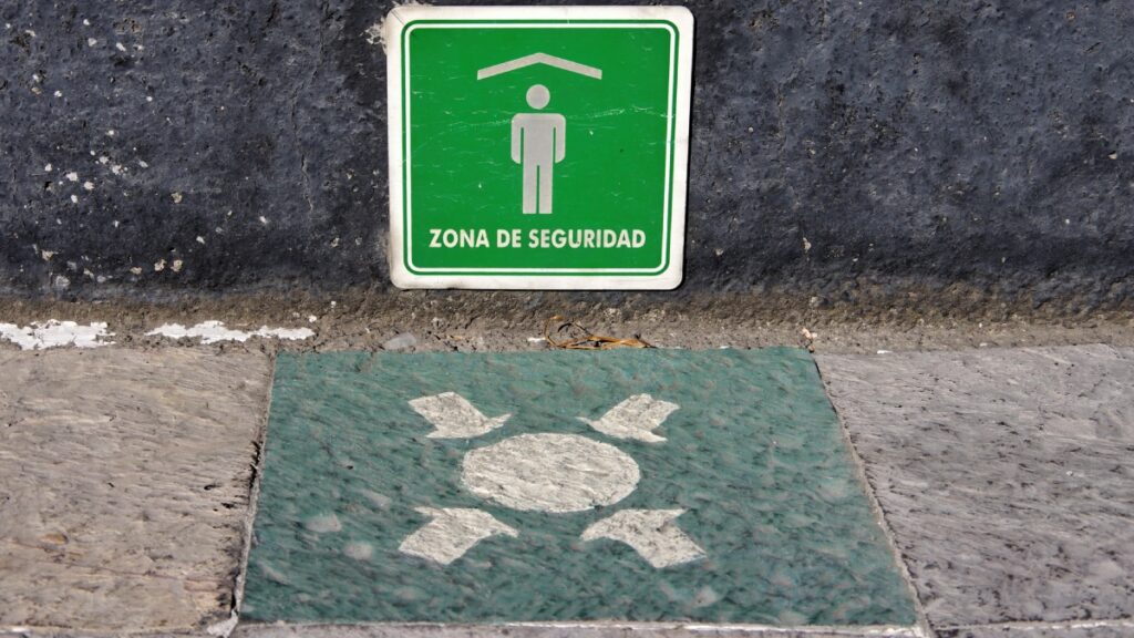 Sin daños, Oaxaca, tras sismo de magnitud 5.2 con epicentro en La Crucecita