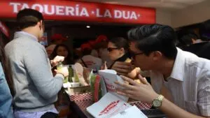 Taquería de Dua Lipa abre sus puertas en CDMX; precios, ubicación y horario