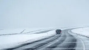 Tormenta navideña pone en alerta máxima al sur de California