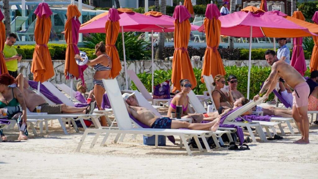 Turismo registra aumento del 2% en actividad económica y empleo en 2024