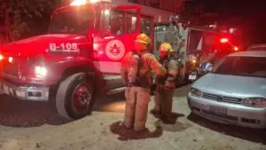 Explota casa en Puerto Vallarta; hay dos heridos