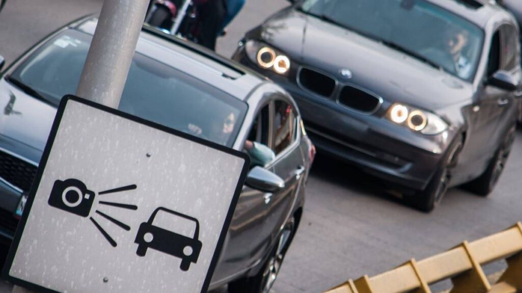 Nuevos topes de velocidad en el AMG: qué cambia y cuándo aplicarán sanciones