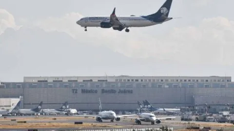 Remodelación en AICM satura estacionamientos; abren alterno gratis en Estadio GNP