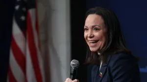 Fin del debate: Comité del Nobel aclara si Machado perdió su premio de la Paz tras regalarlo a Trump