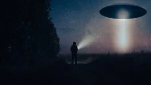 ¿Ahora no son ovnis? Captan raros “pilares” de luz en el Popocatépetl