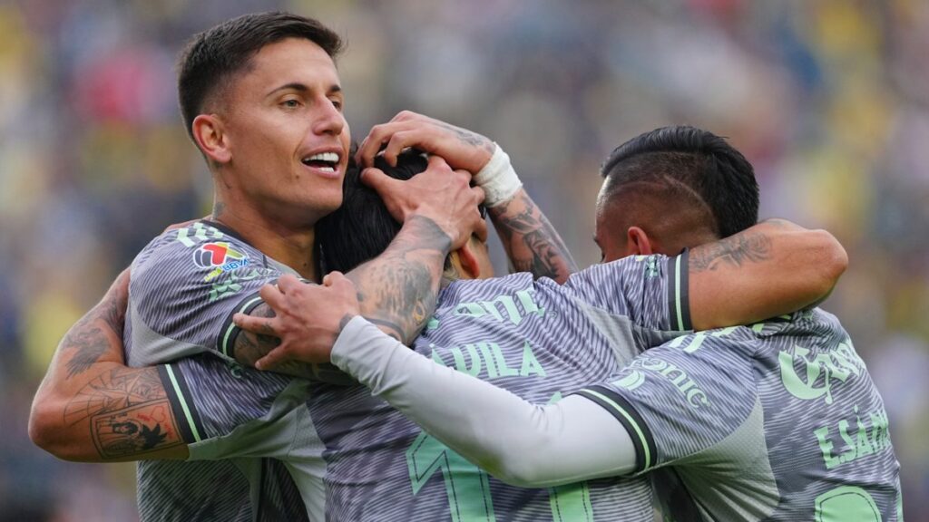 América consigue su primera victoria del torneo tras imponerse al Necaxa