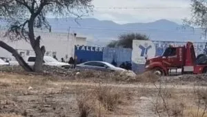 Aseguran 2 inmuebles en Puebla y Tlaxcala; los usaban para guardar tráileres y mercancía robada