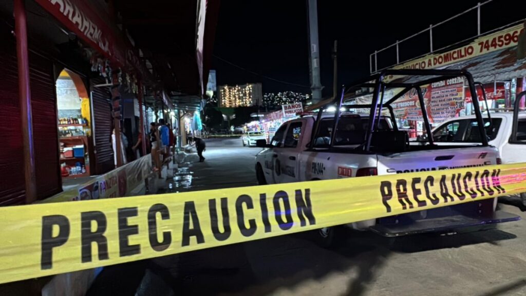 Ataque armado deja dos muertos en el Mercado de Artesanías de Acapulco; eran locatario y taxista
