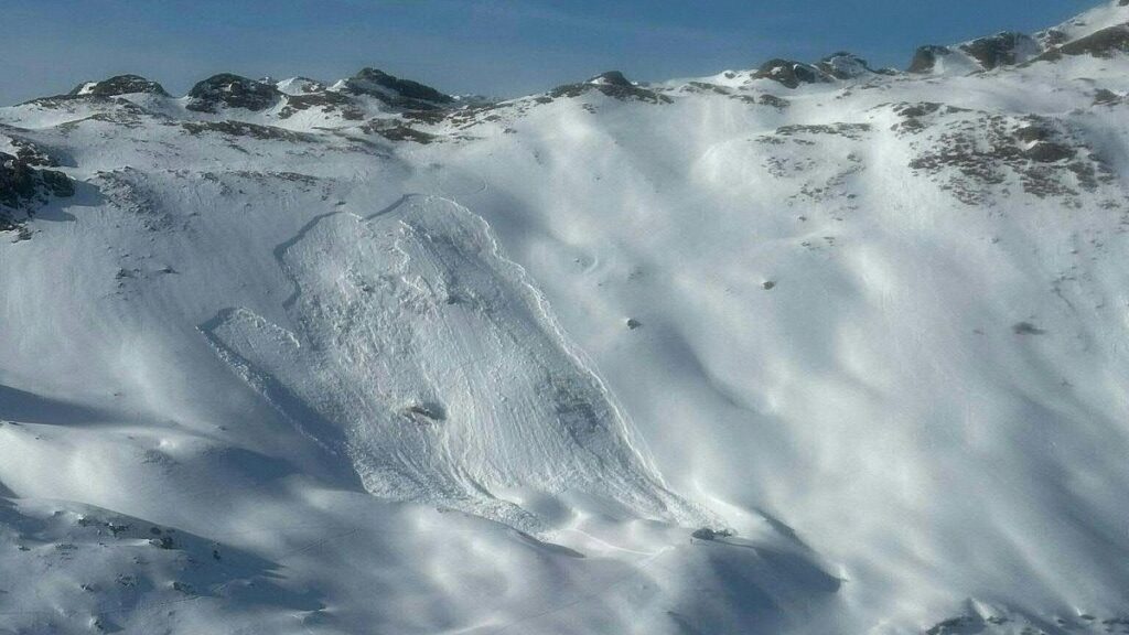 Austria suma 8 muertos por avalanchas, los Alpes acumulan 17 decesos en las últimas 2 semanas