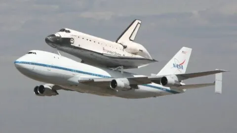 Avión de la NASA realiza aterrizaje de emergencia en Houston: esto pasó