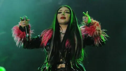 Escala pleito entre Bellakath y Bebeluluz: “Para hablar con mugrosas, pues no, mejor les pego”