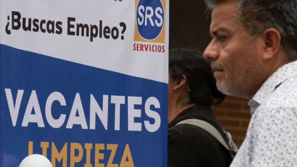 Se pierden más de 6 mil empleadores en un mes