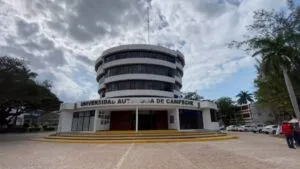 Destituyen a rector de la UAC; Fanny Maldonado asume el mando