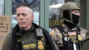 Casa Blanca desmiente la salida del titular de CBP, Gregory Bovino, aunque sí reducirían agentes en Minnesota