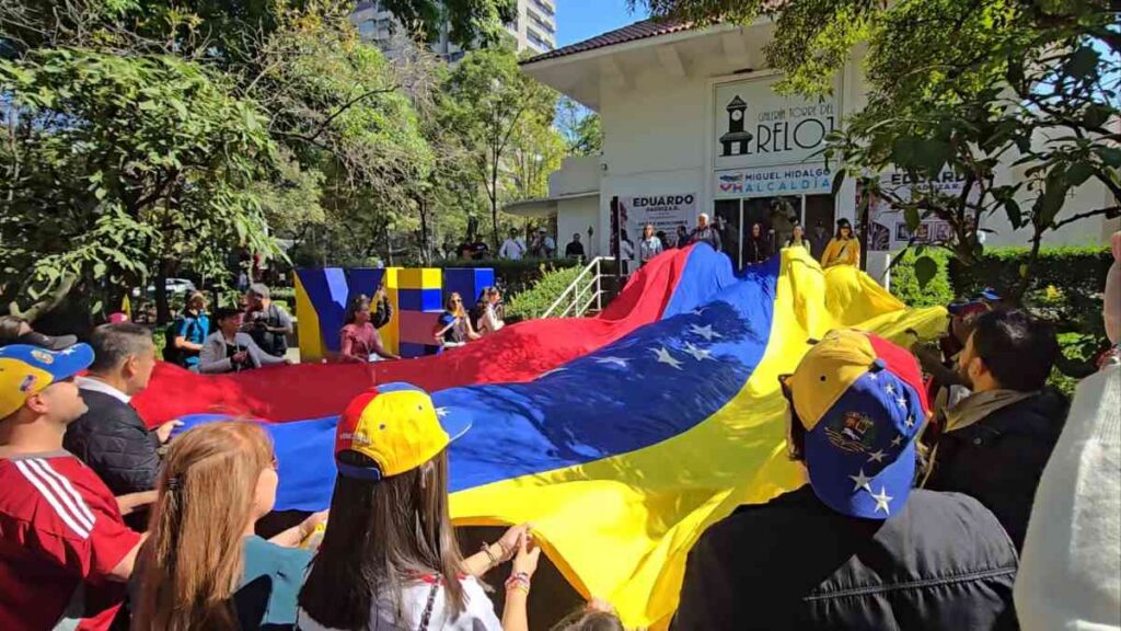 Celebran en la Ciudad de México la detención de Maduro y la oportunidad de una Venezuela libre