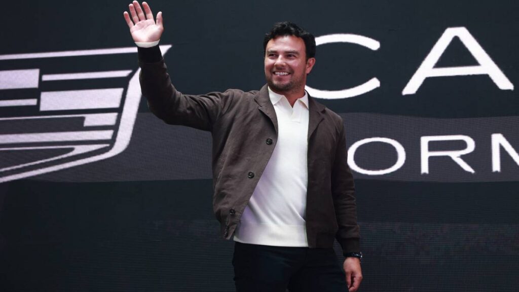 En su cumple: Checo Pérez realiza primeras pruebas en Barcelona con su Cadillac