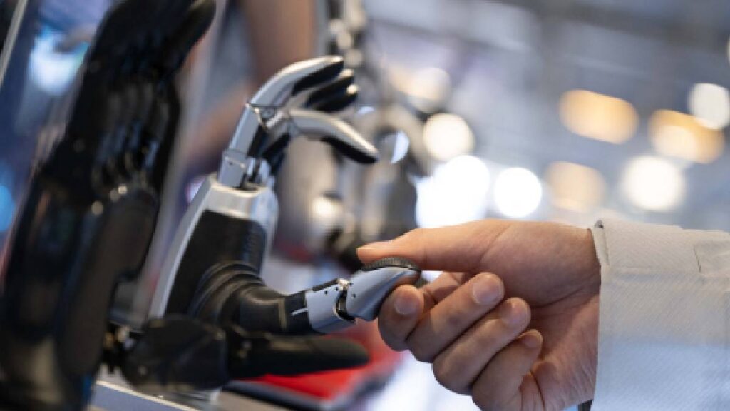 México atraviesa la tercera gran crisis de su historia contemporánea, marcada por la tecnología, la inteligencia artificial y un mundo en transformación.