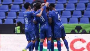 Cruz Azul debuta en el Estadio Cuauhtémoc con victoria ante Atlas