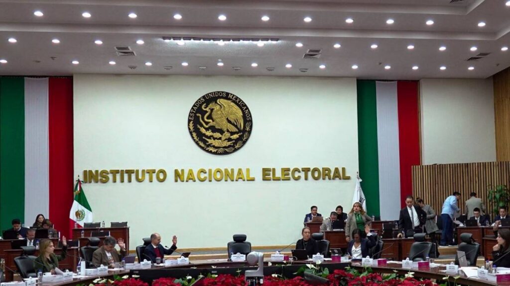 INE entregó sus propuestas de reforma electoral.