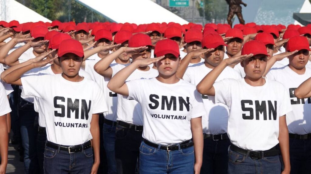 Jóvenes del Servicio Militar Nacional. 