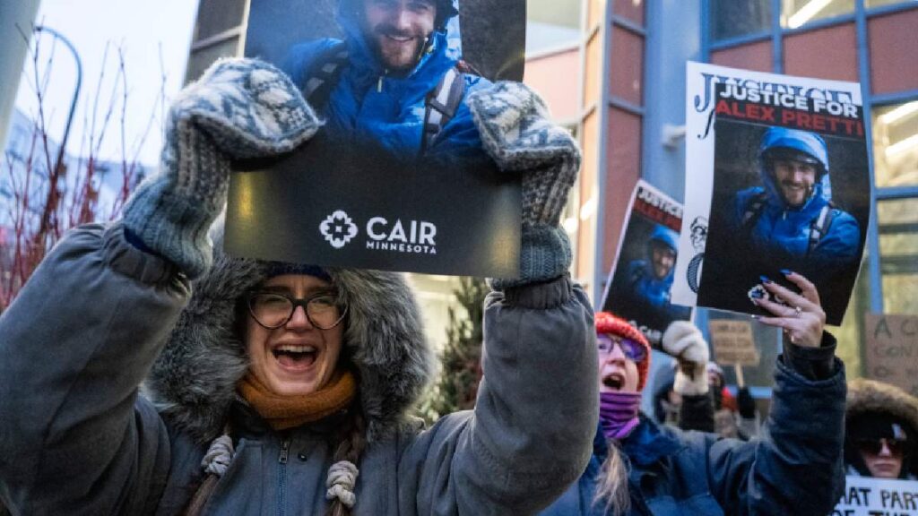 Demócratas amagan con cierre de gobierno por asesinato de Alex Pretti en Estados Unidos; ¿Qué significa?.