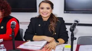 Diputada de Baja California explica retención de dinero en EE.UU.; asegura que era para comprar un auto  