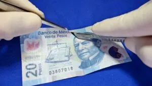 Enfermos graves y pobres, los más afectados por los recortes presupuestales a hospitales de alta especialidad