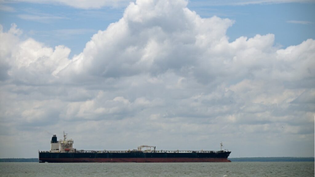 Estados Unidos reabre espacio aéreo comercial en Venezuela