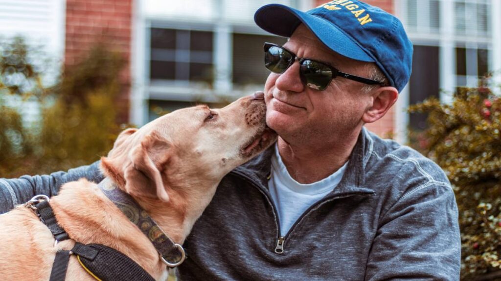 Perros y corazón: el inesperado vínculo que podría evitar el riesgo de un infarto