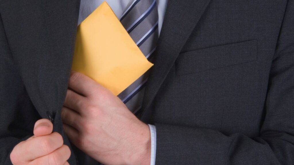 Vinculan a proceso a exalcaldesa de Tanhuato.