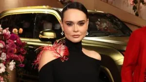 Fabiola Guajardo, la actriz que deslumbró en los Globos de Oro con vestido hecho en México