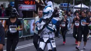 ¡Cuidado! Carreras de Star Wars y Merlina son fraude, alerta Profeco: se anuncian en Instagram