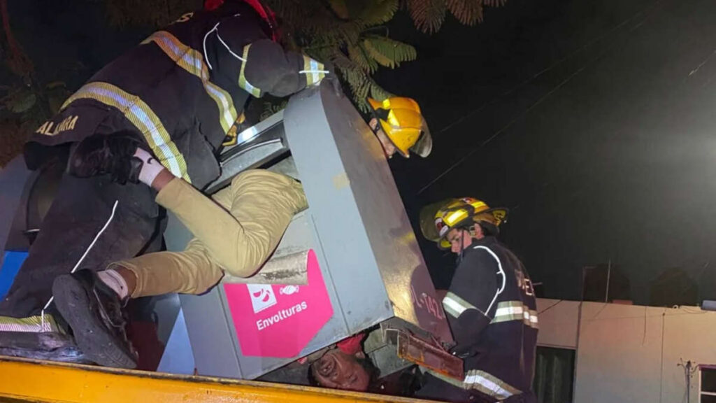 Guadalajara Bote De Basura