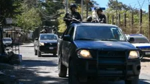 Guatemala decreta estado de sitio tras ataques armados y motines en cárceles