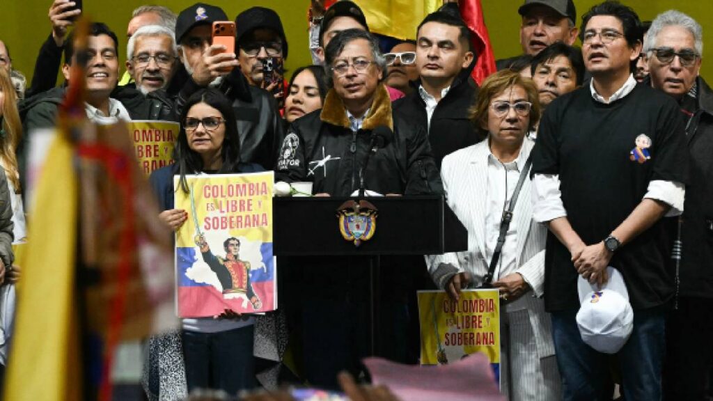 Petro confirma reunión con Delcy Rodríguez en Bogotá para impulsar diálogo y una salida pacífica a la crisis en Venezuela.