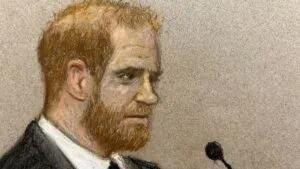 ¡Al borde del llanto! El príncipe Harry culpa a la prensa por convertir la vida de Meghan Markle en “una absoluta miseria”.