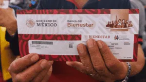 Pensión del Bienestar 2026: ¿el dinero lo heredan los hijos si el beneficiario muere?